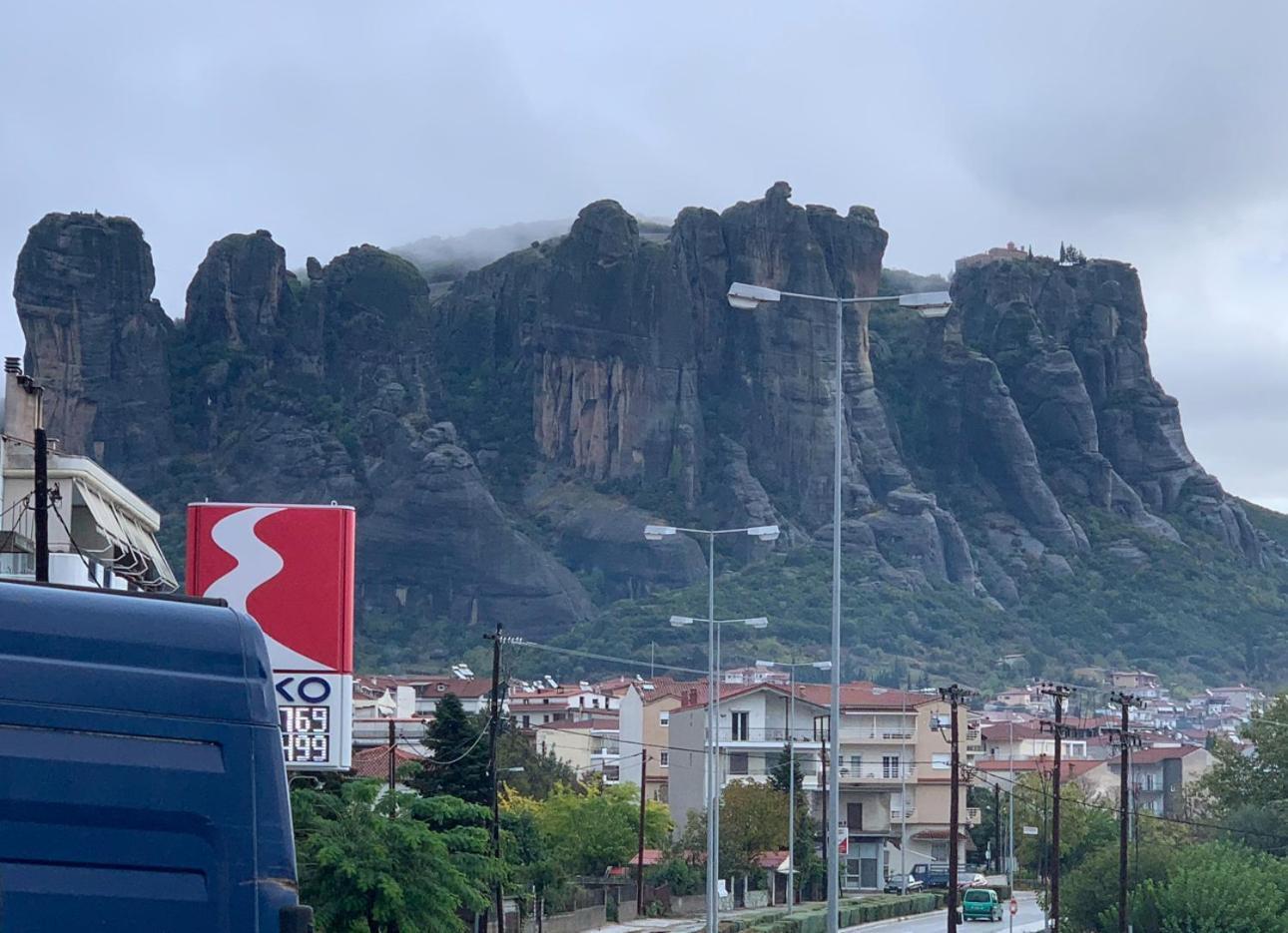 S.T Family Apartement Καλαμπάκα Εξωτερικό φωτογραφία