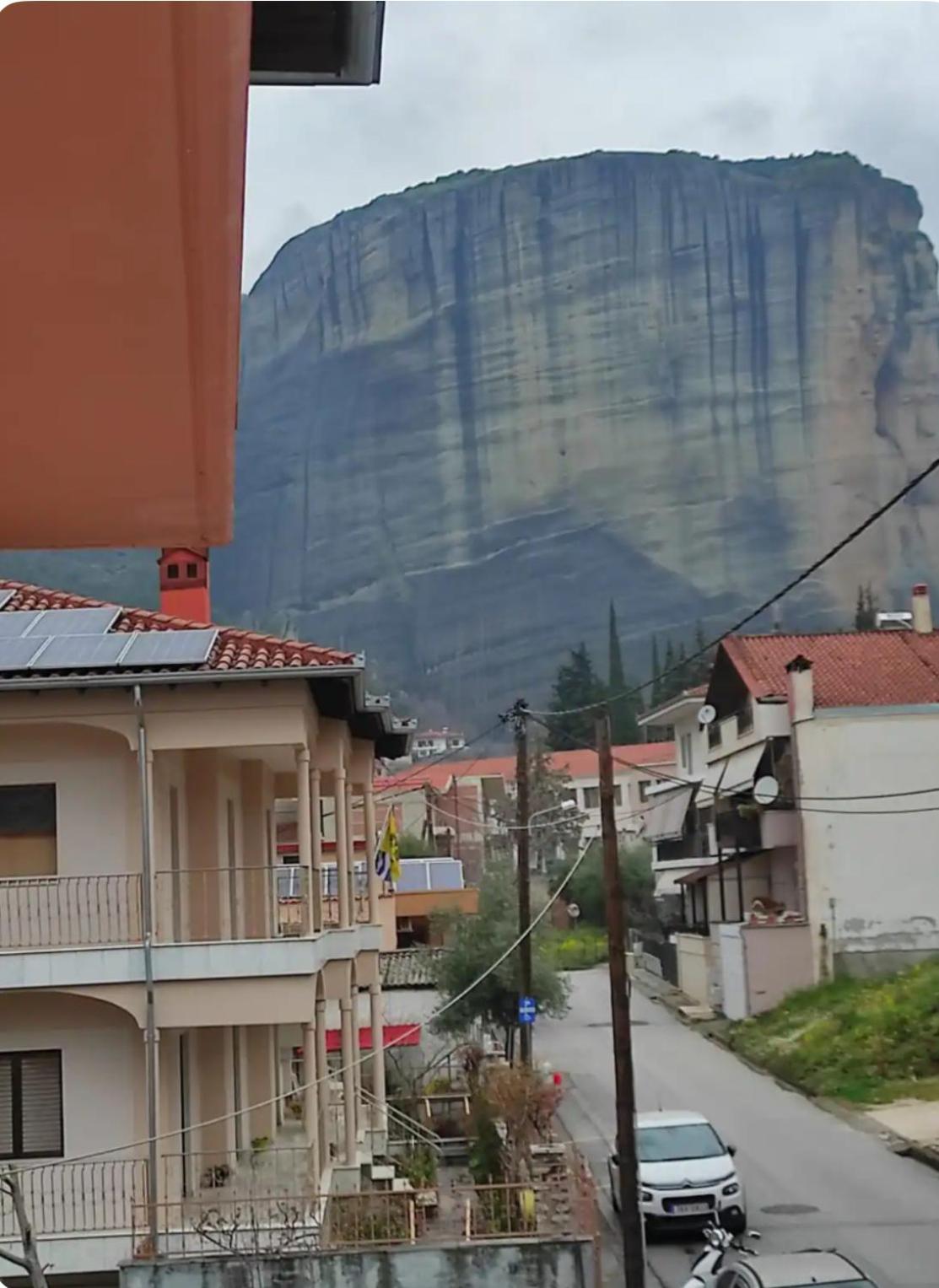 S.T Family Apartement Καλαμπάκα Εξωτερικό φωτογραφία